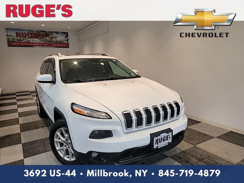 used 2015 Jeep Cherokee car, priced at $11,900