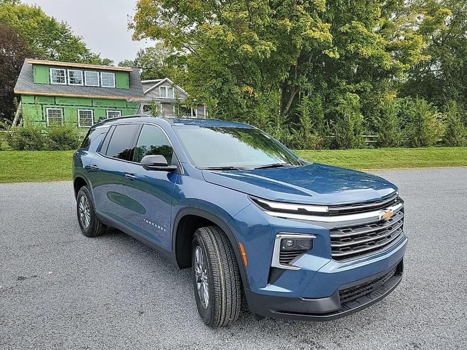 new 2024 Chevrolet Traverse car, priced at $41,395