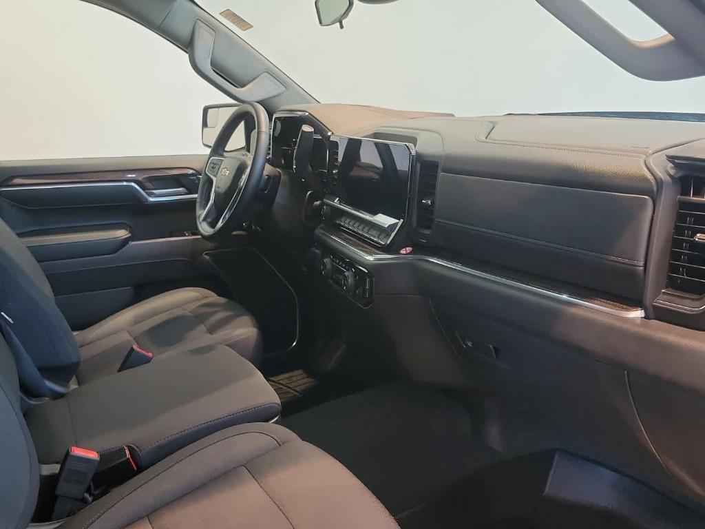 used 2025 Chevrolet Silverado 1500 car, priced at $46,900