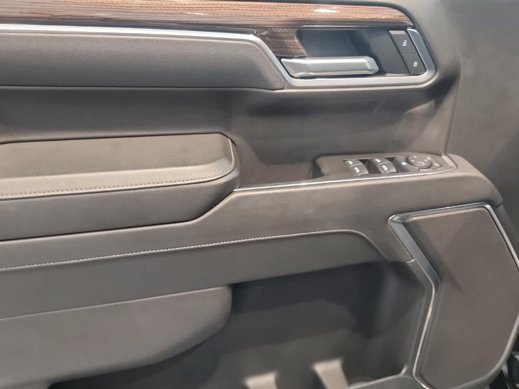 used 2025 Chevrolet Silverado 1500 car, priced at $46,900