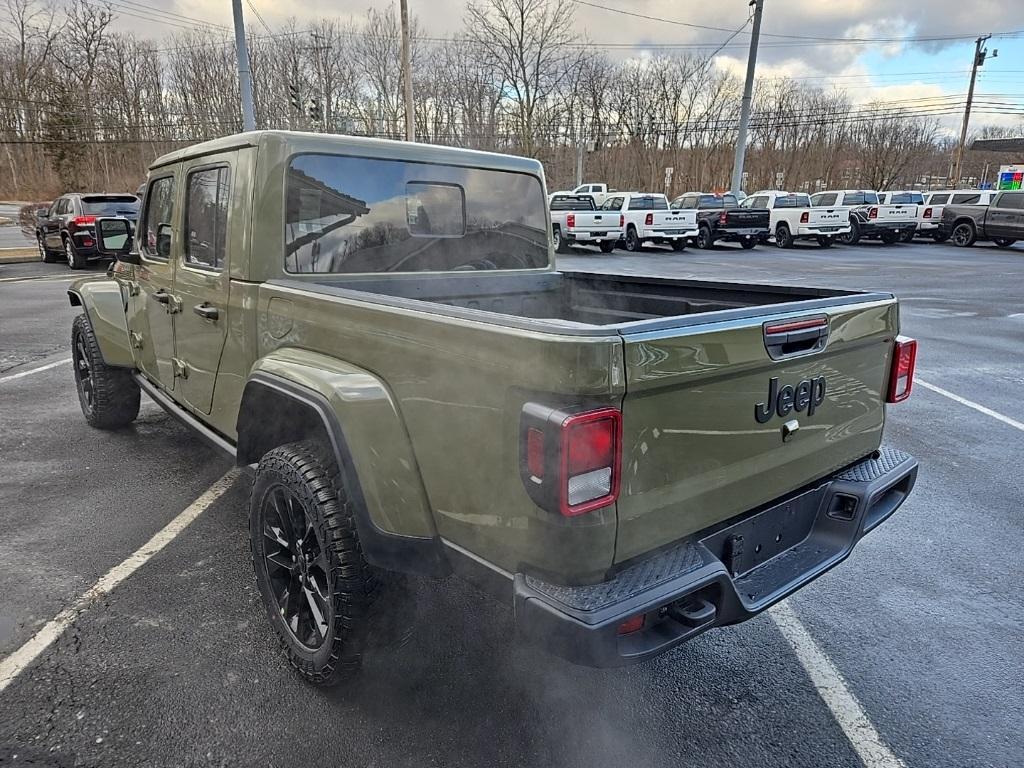 new 2025 Jeep Gladiator car