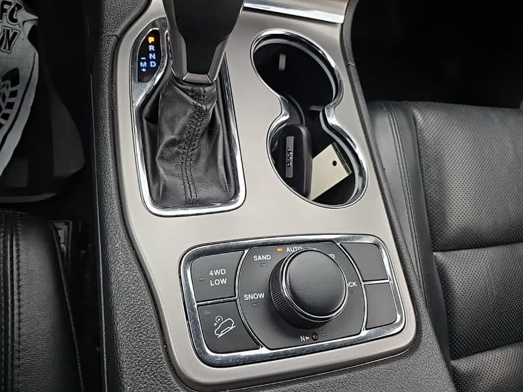 used 2020 Jeep Grand Cherokee car, priced at $20,926