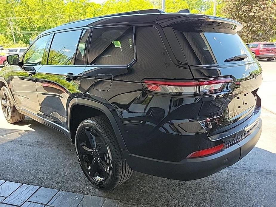 new 2024 Jeep Grand Cherokee L car, priced at $49,075