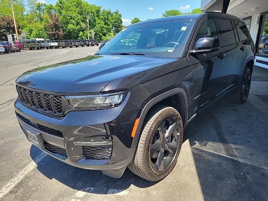 new 2024 Jeep Grand Cherokee L car, priced at $49,075