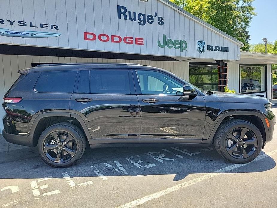 new 2024 Jeep Grand Cherokee L car, priced at $49,075