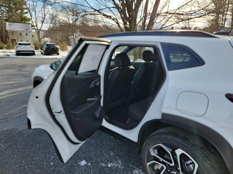 new 2025 Chevrolet Trax car, priced at $26,440