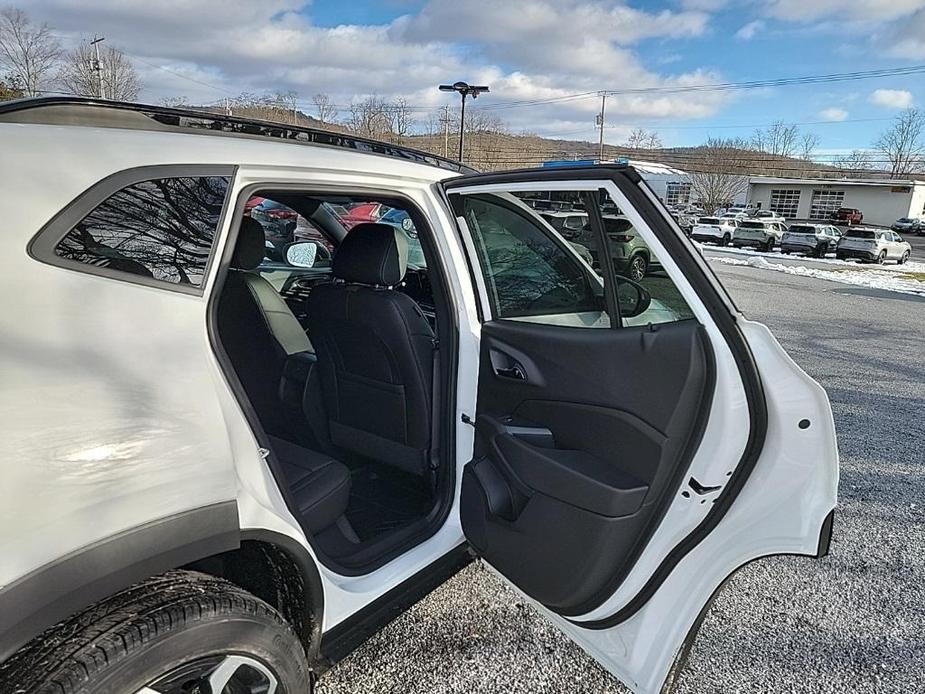 new 2025 Chevrolet Trax car, priced at $26,440