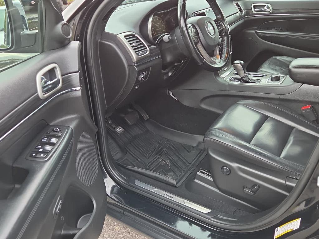 used 2021 Jeep Grand Cherokee car, priced at $23,000