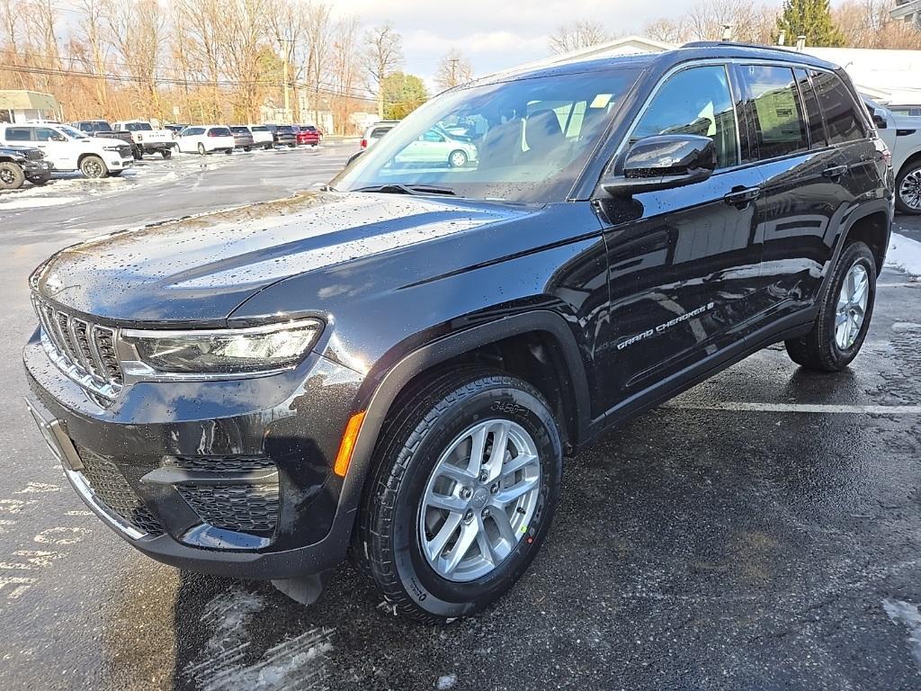 new 2025 Jeep Grand Cherokee car, priced at $41,470