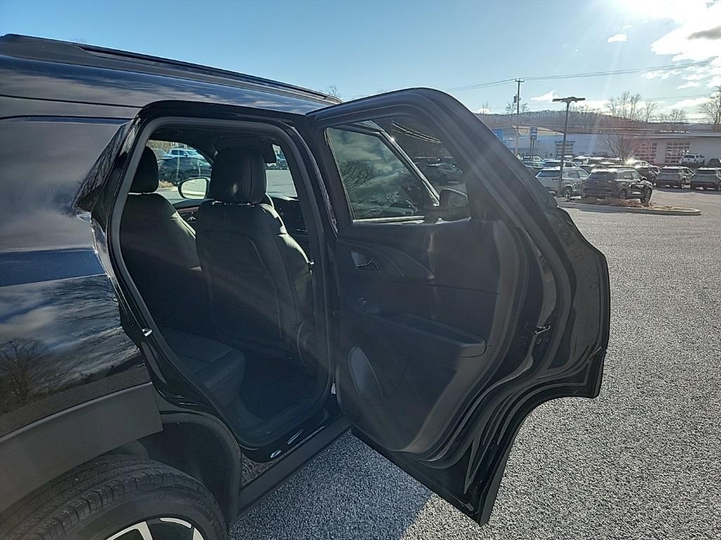 new 2025 Chevrolet TrailBlazer car, priced at $32,185