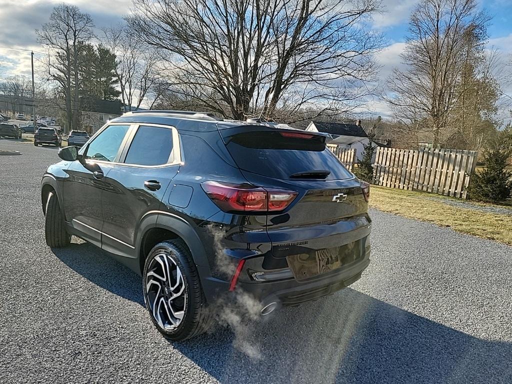 new 2025 Chevrolet TrailBlazer car, priced at $32,185