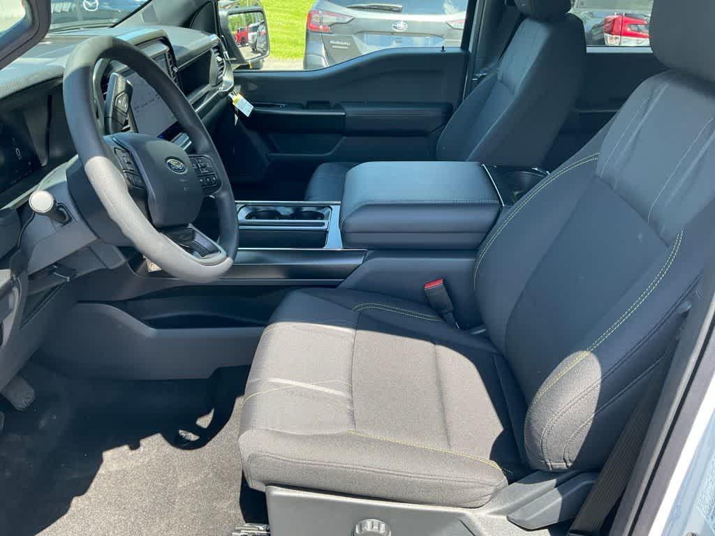 new 2025 Ford F-150 car, priced at $52,555