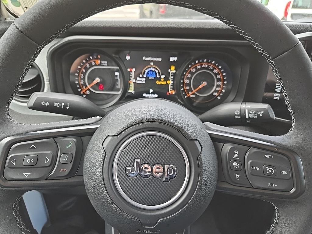 new 2025 Jeep Gladiator car
