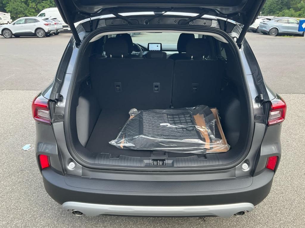 new 2025 Ford Escape car, priced at $33,405