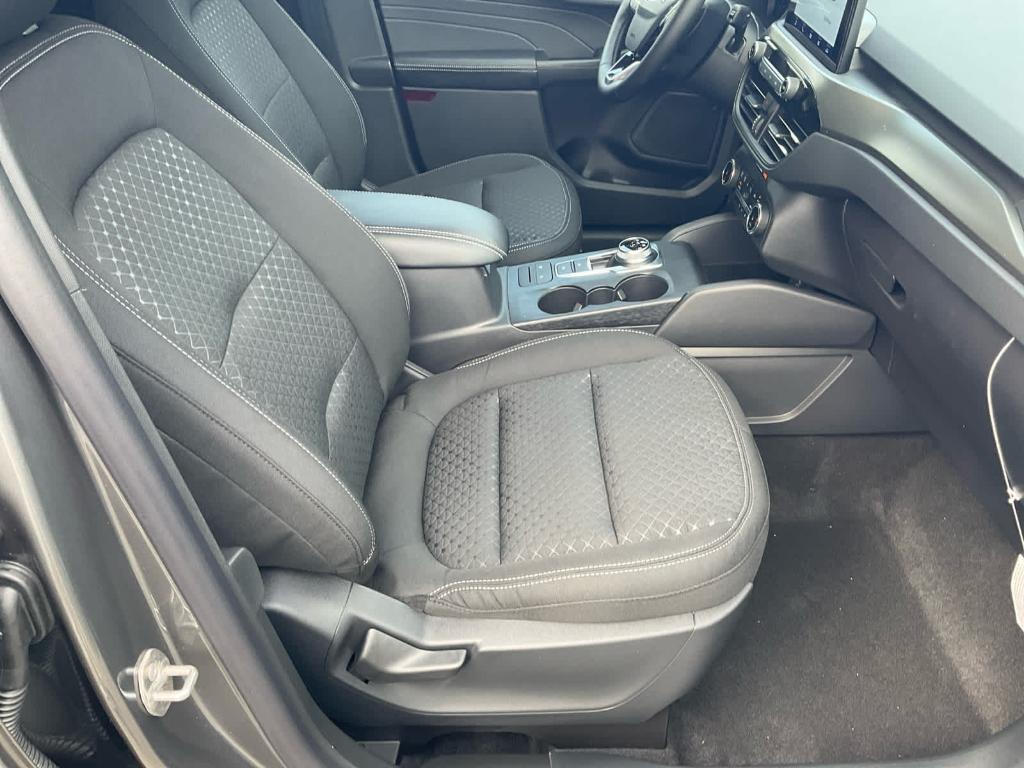 new 2025 Ford Escape car, priced at $33,405