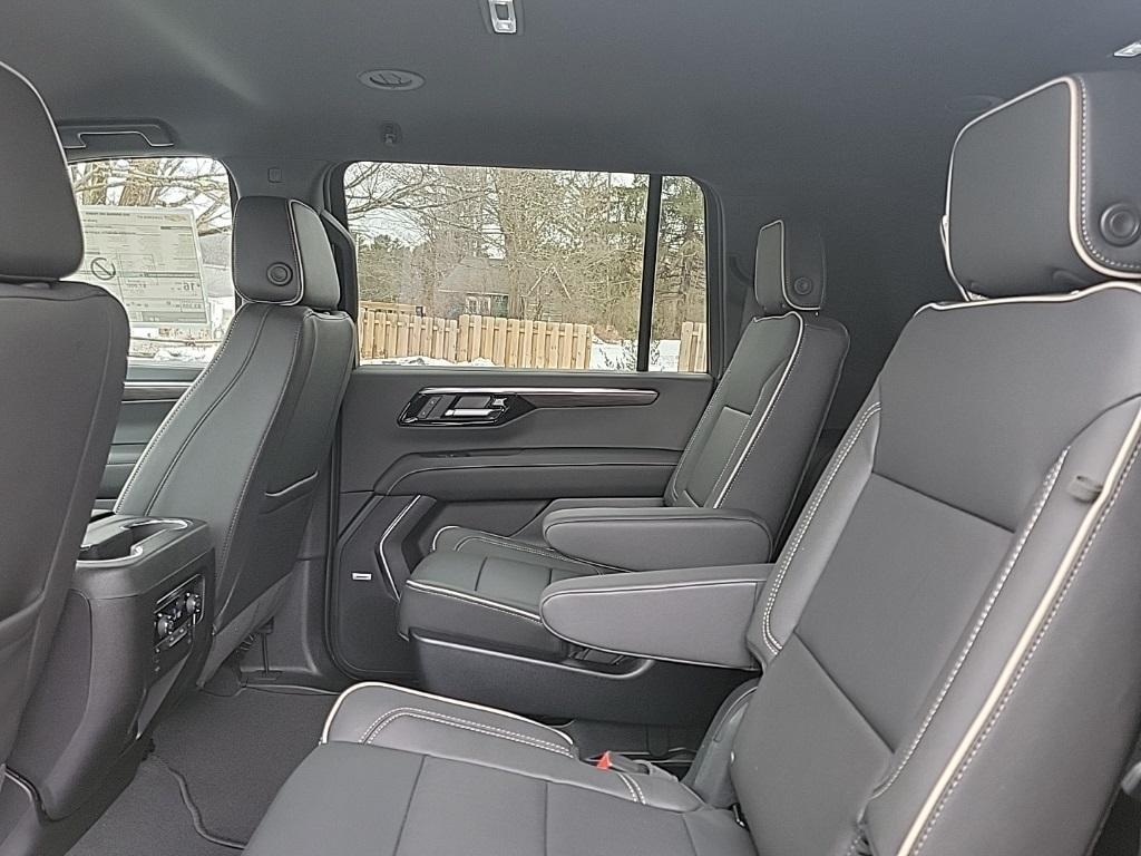 new 2025 Chevrolet Suburban car, priced at $84,595