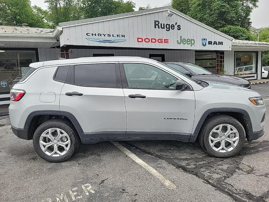 new 2024 Jeep Compass car, priced at $27,809