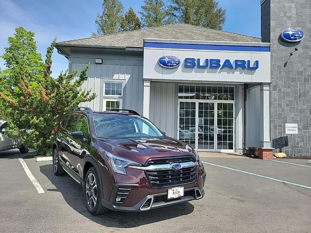 used 2024 Subaru Ascent car, priced at $43,393