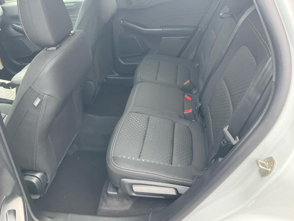 new 2025 Ford Escape car, priced at $32,999