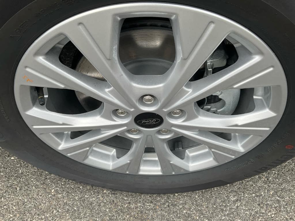 new 2025 Ford Escape car, priced at $32,999