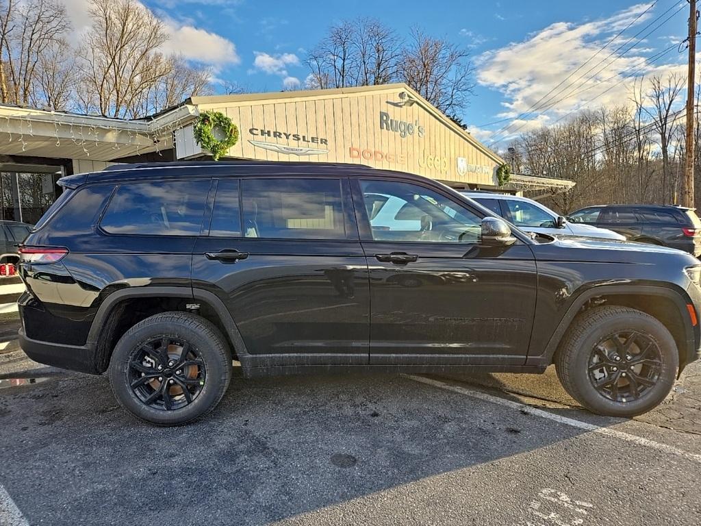 new 2025 Jeep Grand Cherokee L car