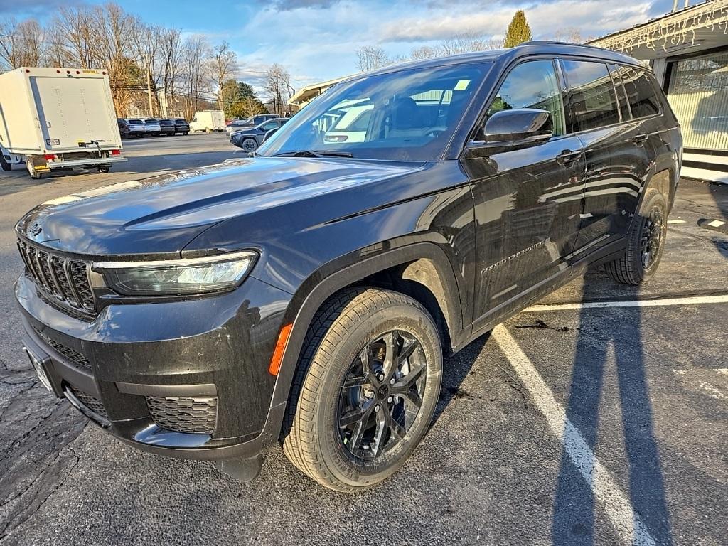 new 2025 Jeep Grand Cherokee L car