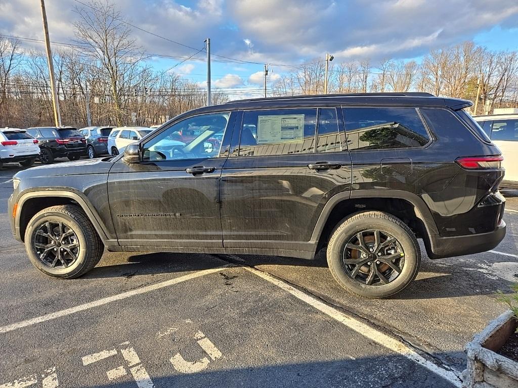 new 2025 Jeep Grand Cherokee L car