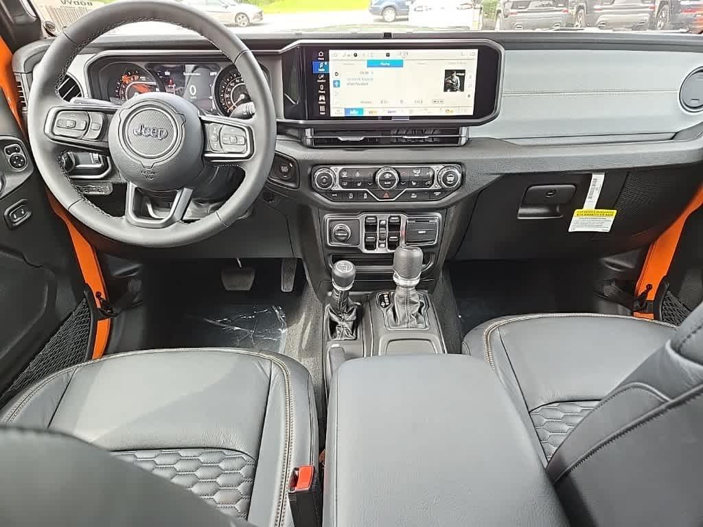new 2025 Jeep Gladiator car, priced at $53,473