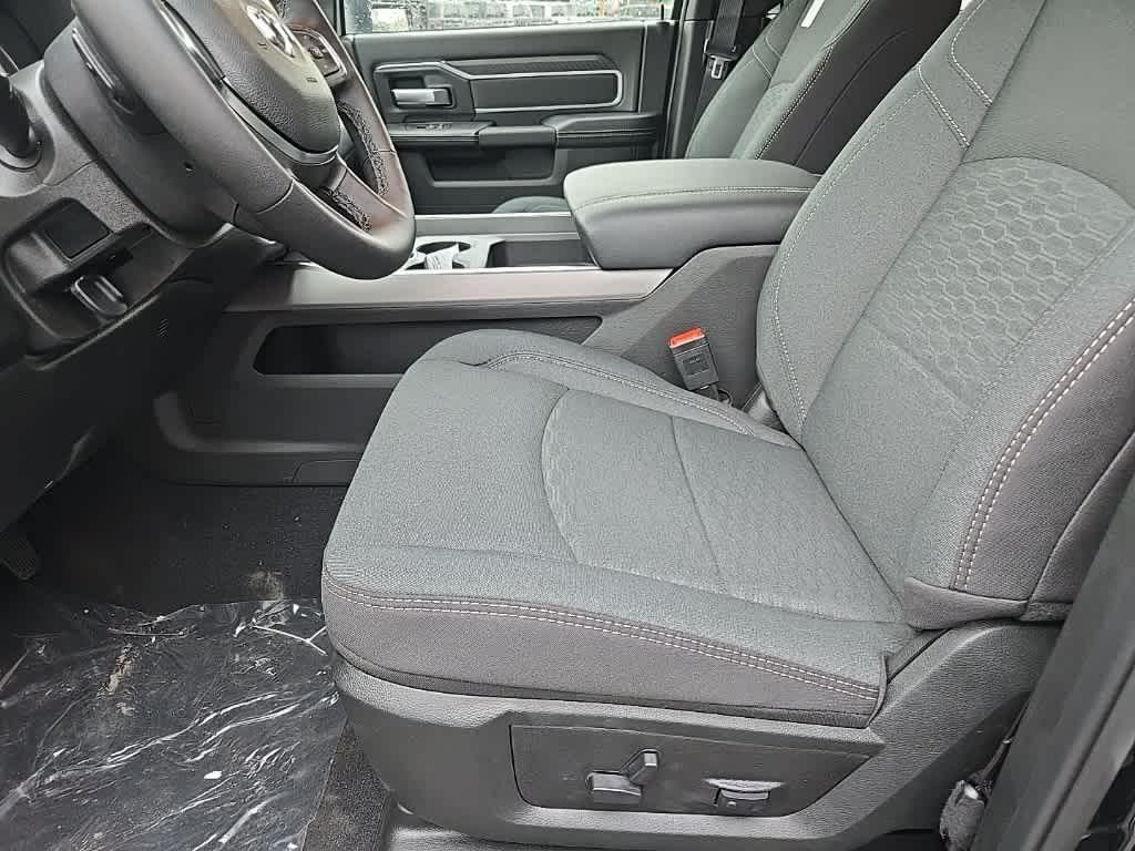 new 2025 Ram 2500 car, priced at $77,635