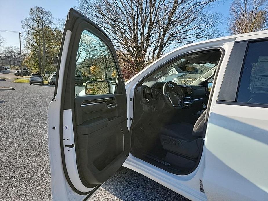 new 2025 Chevrolet Silverado 1500 car