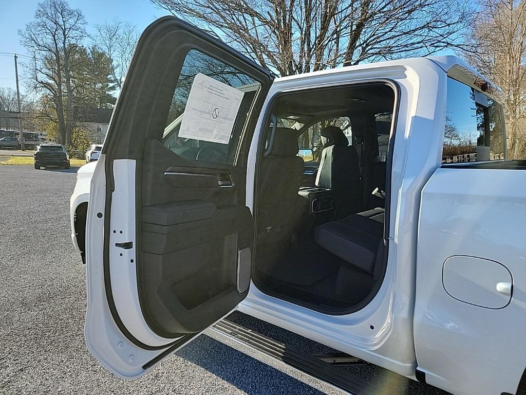 new 2025 Chevrolet Silverado 1500 car, priced at $69,378