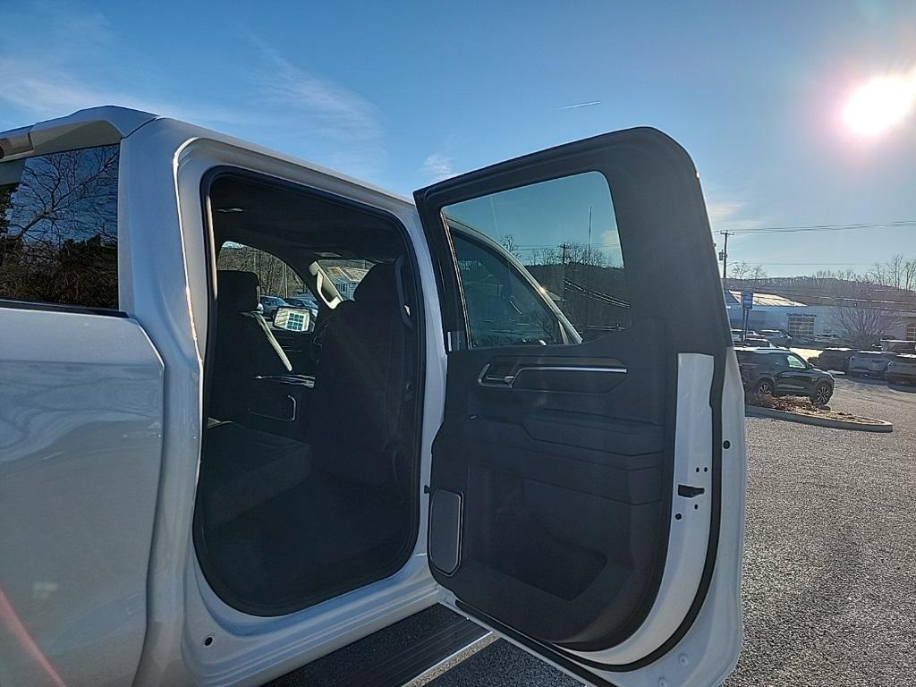 new 2025 Chevrolet Silverado 1500 car, priced at $69,378