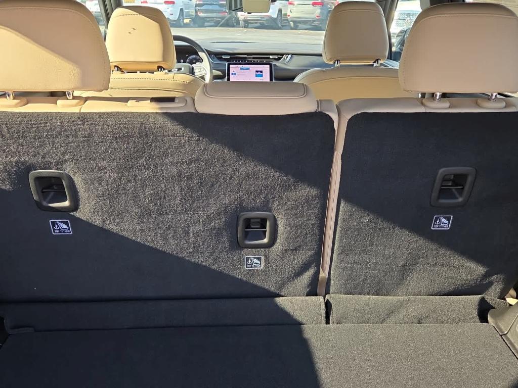 new 2025 Jeep Grand Cherokee car, priced at $53,140