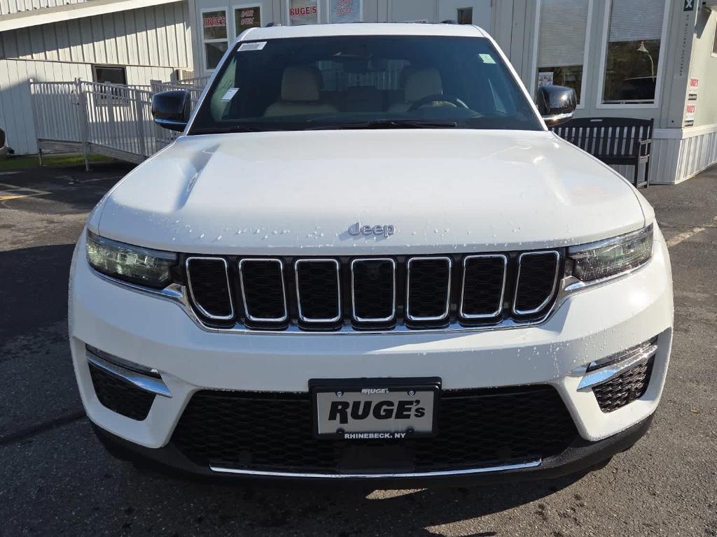 new 2025 Jeep Grand Cherokee car, priced at $53,140