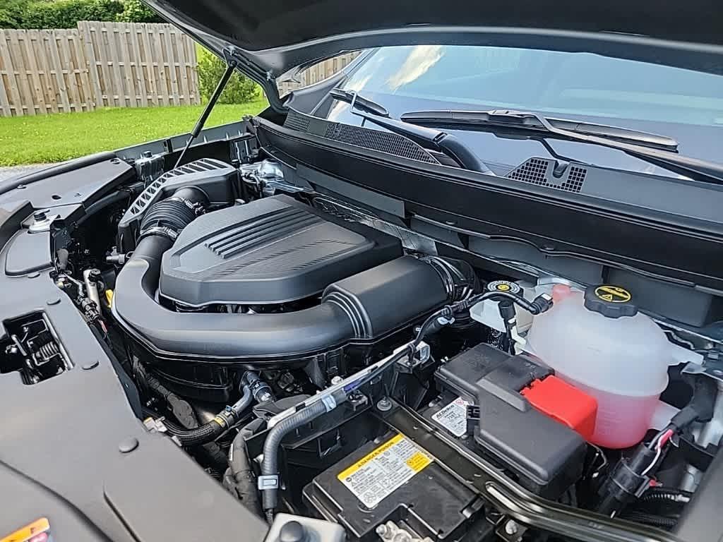 new 2025 Chevrolet Traverse car, priced at $46,310