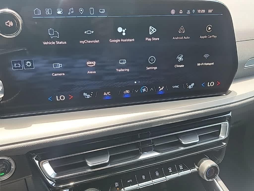 new 2025 Chevrolet Traverse car, priced at $46,310