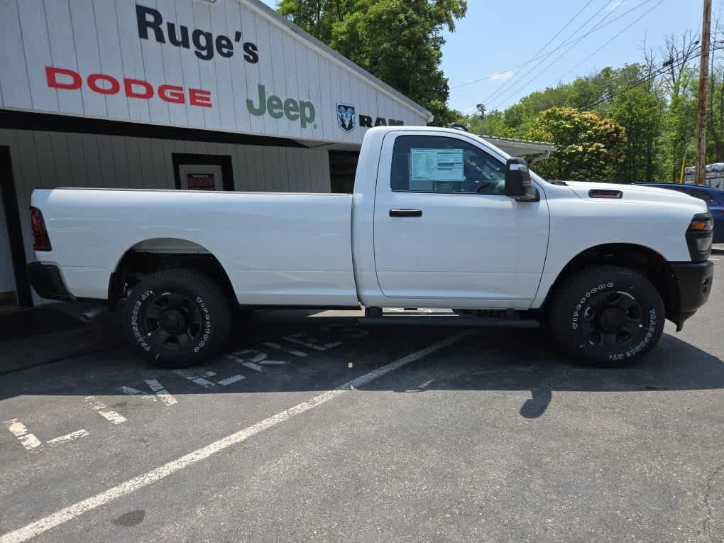 new 2025 Ram 3500 car, priced at $53,840