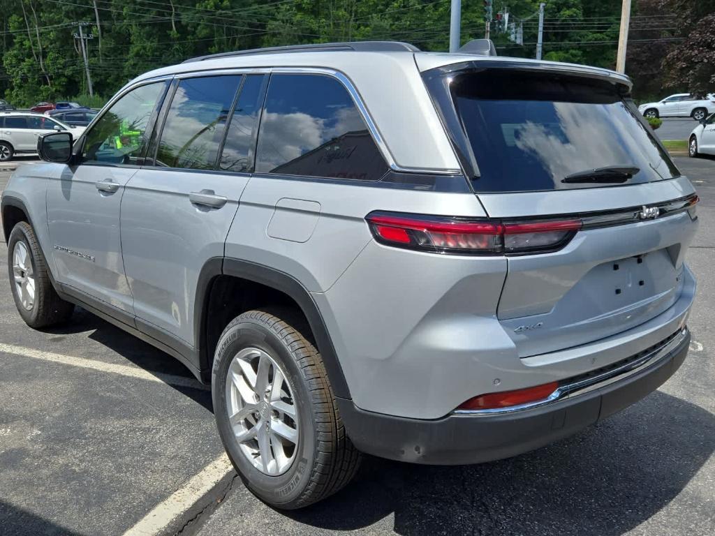 new 2025 Jeep Grand Cherokee car, priced at $38,602