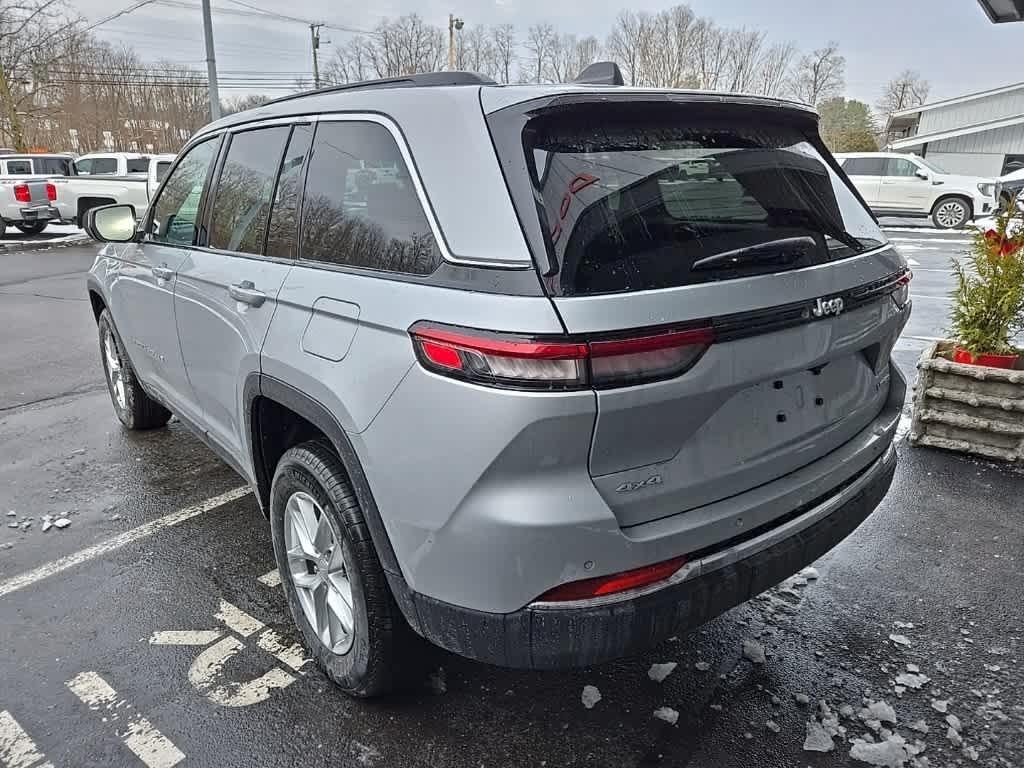new 2025 Jeep Grand Cherokee car, priced at $41,572