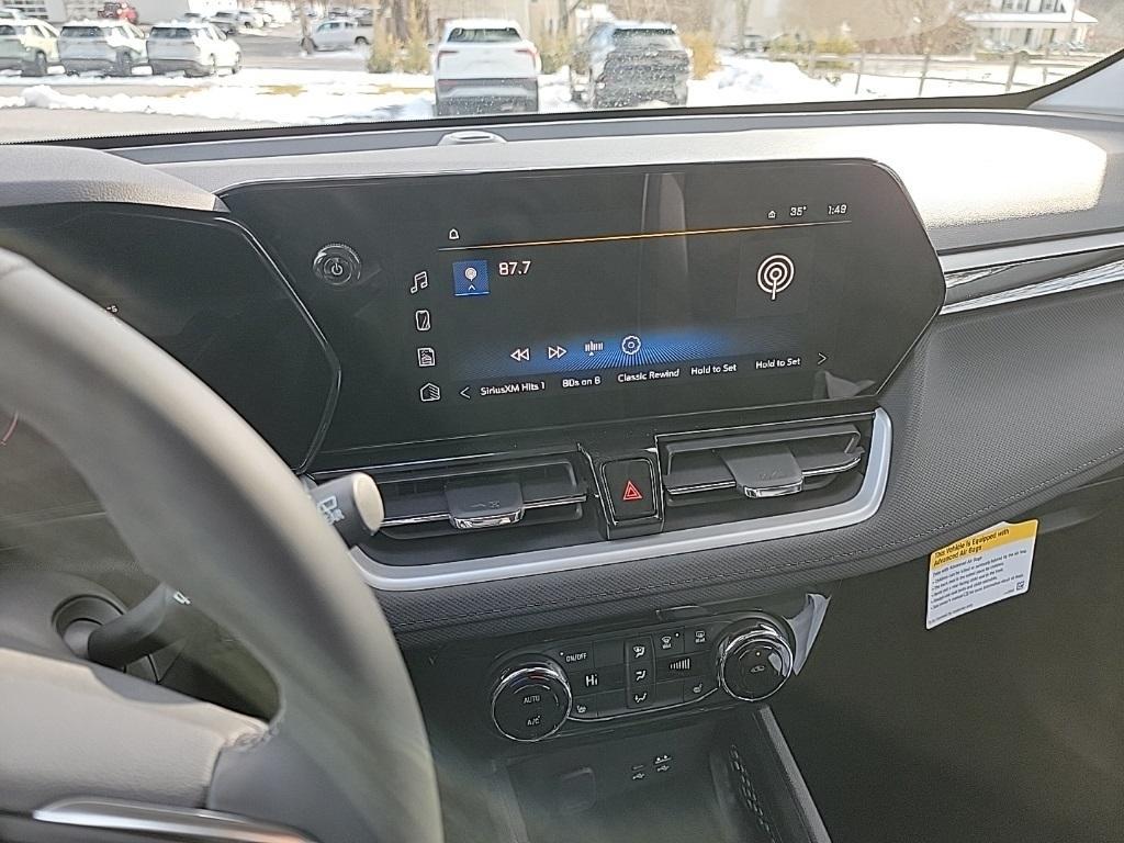 new 2025 Chevrolet TrailBlazer car, priced at $30,330