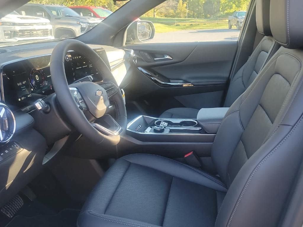 new 2026 Chevrolet Equinox car, priced at $34,810