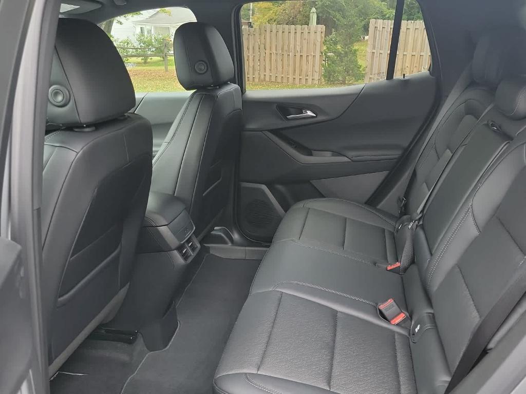 new 2026 Chevrolet Equinox car, priced at $34,810