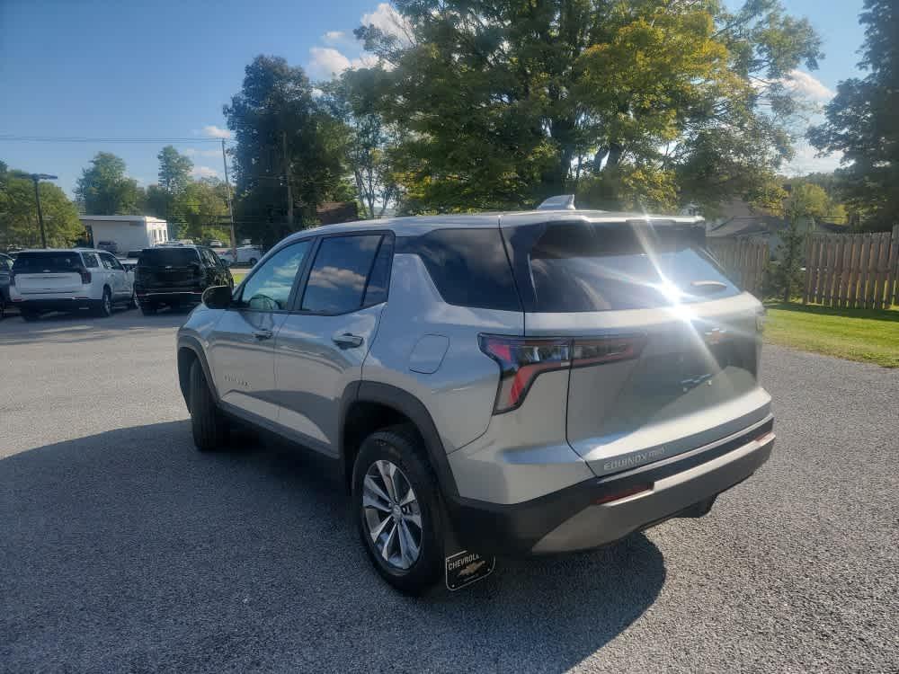 new 2026 Chevrolet Equinox car, priced at $31,995