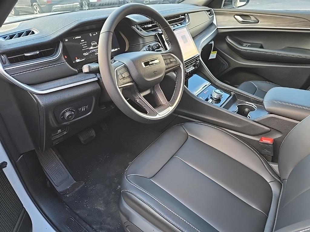 new 2025 Jeep Grand Cherokee L car, priced at $46,950