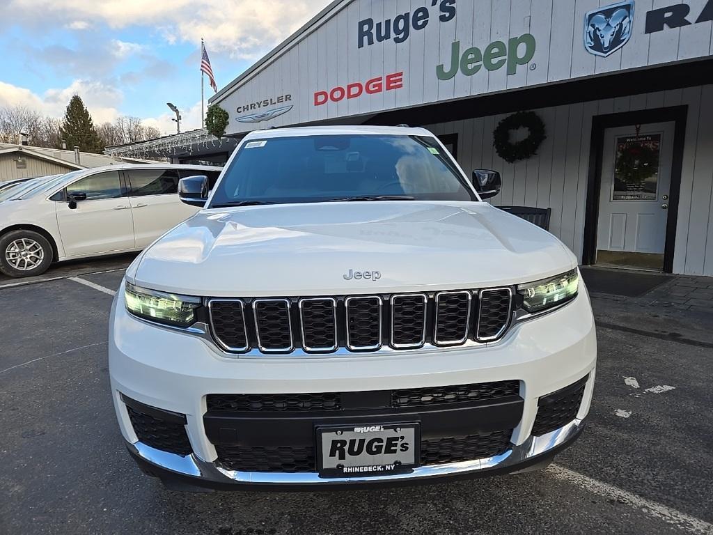 new 2025 Jeep Grand Cherokee L car, priced at $46,950