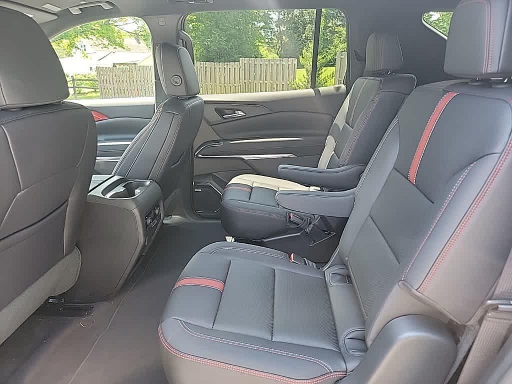 new 2025 Chevrolet Traverse car, priced at $59,460