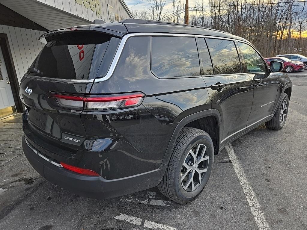 new 2025 Jeep Grand Cherokee L car