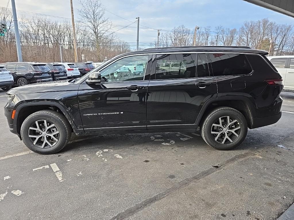 new 2025 Jeep Grand Cherokee L car