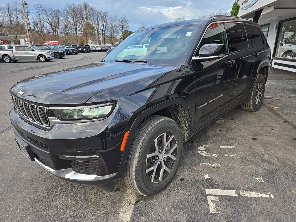 new 2025 Jeep Grand Cherokee L car