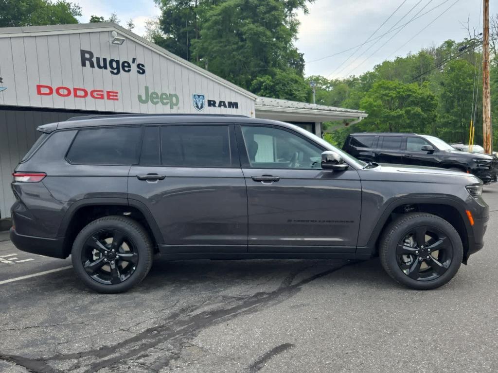 new 2025 Jeep Grand Cherokee L car, priced at $50,142